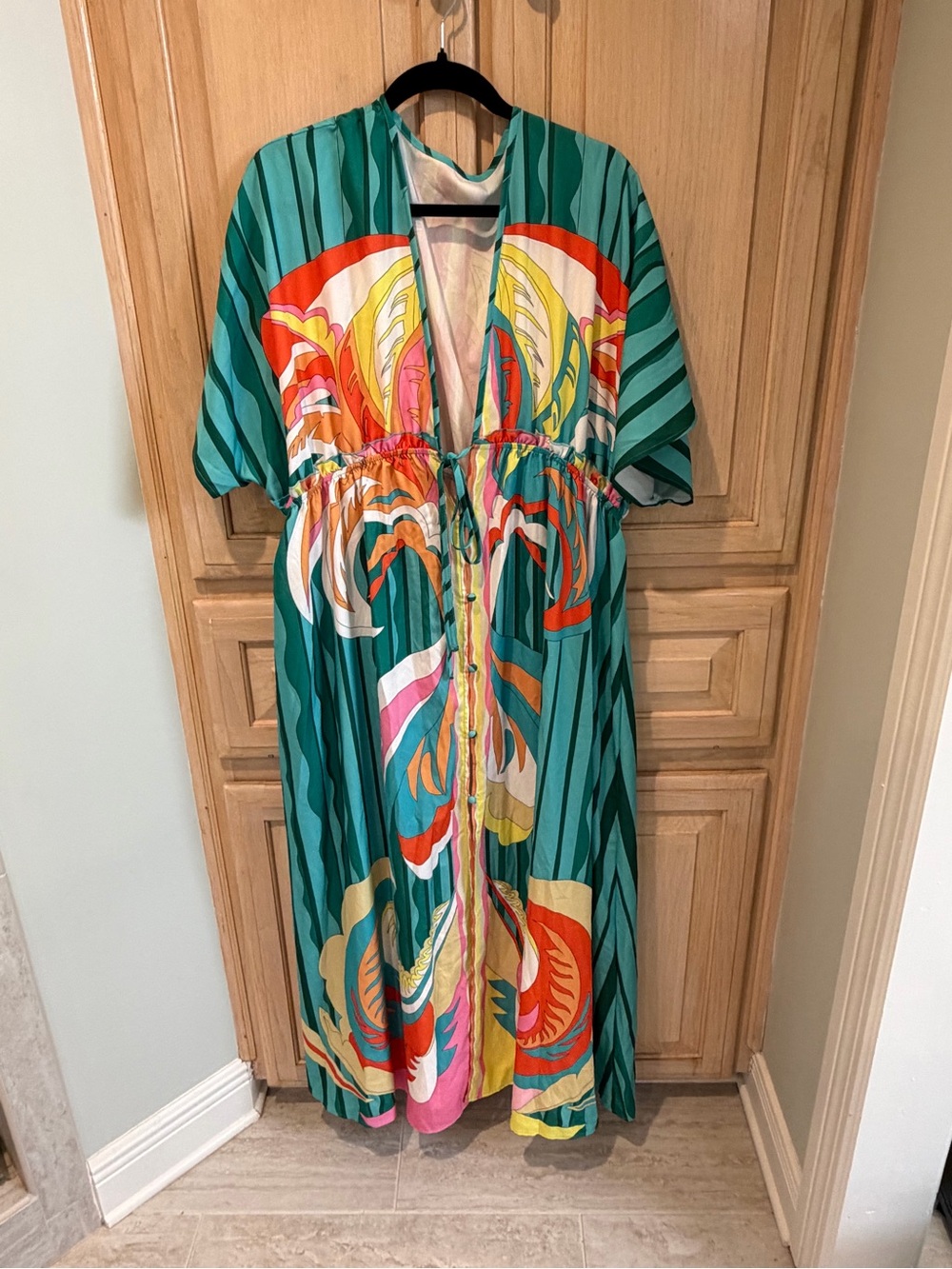 Vibrant Green Multicolor Button-Front kimono coverup Dress
